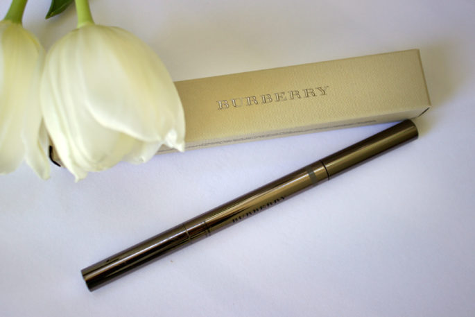 Let's Browse Eyebrows,Burberry 'Effortless' Brow Definer,burberry brow,burberry brow pencil