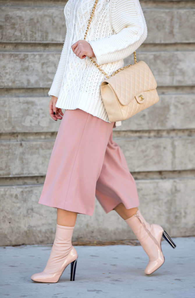 Pastel outfit for spring,how to wear culottes for spring,beige Chanel bag,White sweater zara culottes outfit,maison michel pastel henrietta hat,Plexi heel boots,ALEXANDER MCQUEEN Perspex heel ankle boots,Chanel Caviar classic jumbo beige,Maison Michel henrietta,Chunky sweater outfit,Maison Michel Henrietta hat, fisherman sweater outfit,Maison Michel outfit,Pastel Outfit,Culottes outfit,pastel dreams