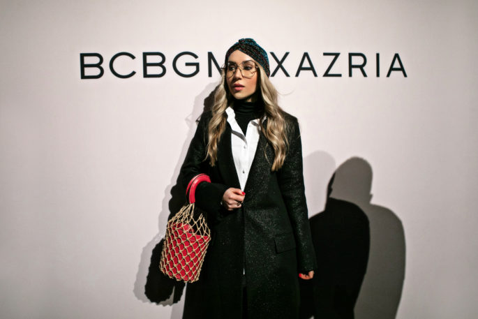 BCBG NYFW18,bcbg fw18 show,how to wear shirt over turtleneck,staud red bag,free people turban,how to style turban,gucci aviator glasses,metallic turban look ,cos metallic coat,gucci fosca,gucci fosca white boots,gucci fosca boots,free people turban,Staud Moreau,wolford colorado,Co long shirt, how to wear denim culottes,levis denim culottes